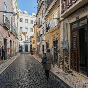 apartamento-t1-no-centro-do-bairro-alto-lisboa.hotels-lisbon-portugal.com/